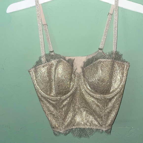 VS Lingerie Champagne Fringe Lace Corset with sheer backing - Picture 6 of 8